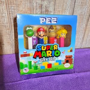 Super Mario Brothers Gift Set Pez Dispenser Collectible - NWT